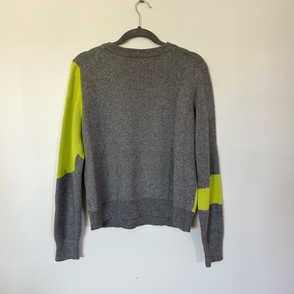 Awesome 1980s-style neon green and grey sweater - Picture 2 of 4